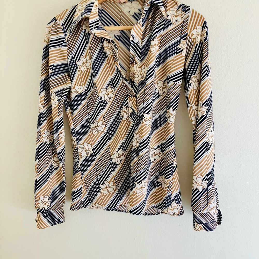 Vintage 2000s funky top